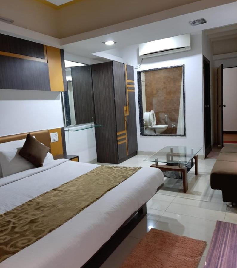 Hotel Grand Suites Индаур Экстерьер фото