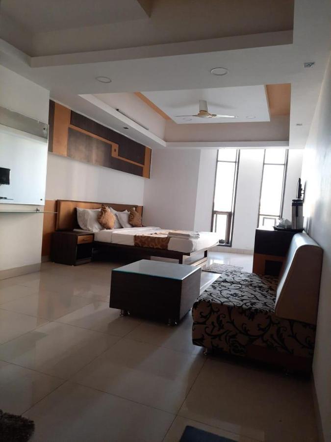 Hotel Grand Suites Индаур Экстерьер фото