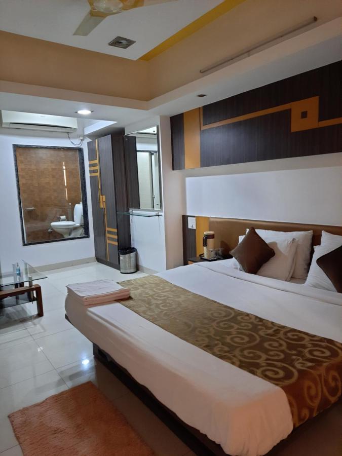 Hotel Grand Suites Индаур Экстерьер фото